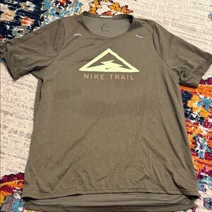 Nike Trail T-Shirt
